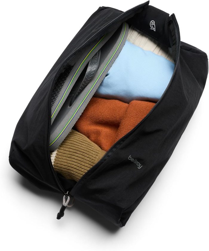 Bellroy Lite Packing Caddy 8L (Travel Organizer Packing Cube, Zip-up Storage Solution for Travel Near or far) - Black - Image 2