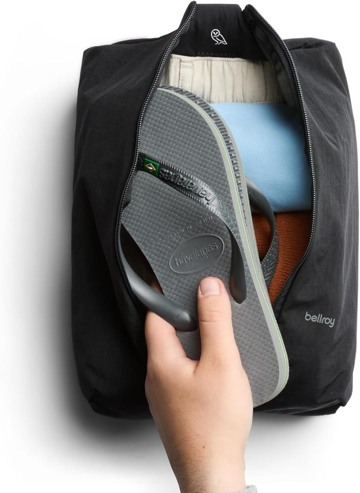 Bellroy Lite Packing Caddy 8L (Travel Organizer Packing Cube, Zip-up Storage Solution for Travel Near or far) - Black - Image 4